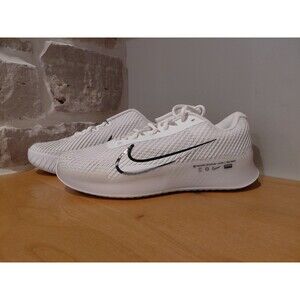 NEW Woman's Nike Court Air Zoom Vapor 11 HC White Black (Wms Size 10, Men's 8.5)